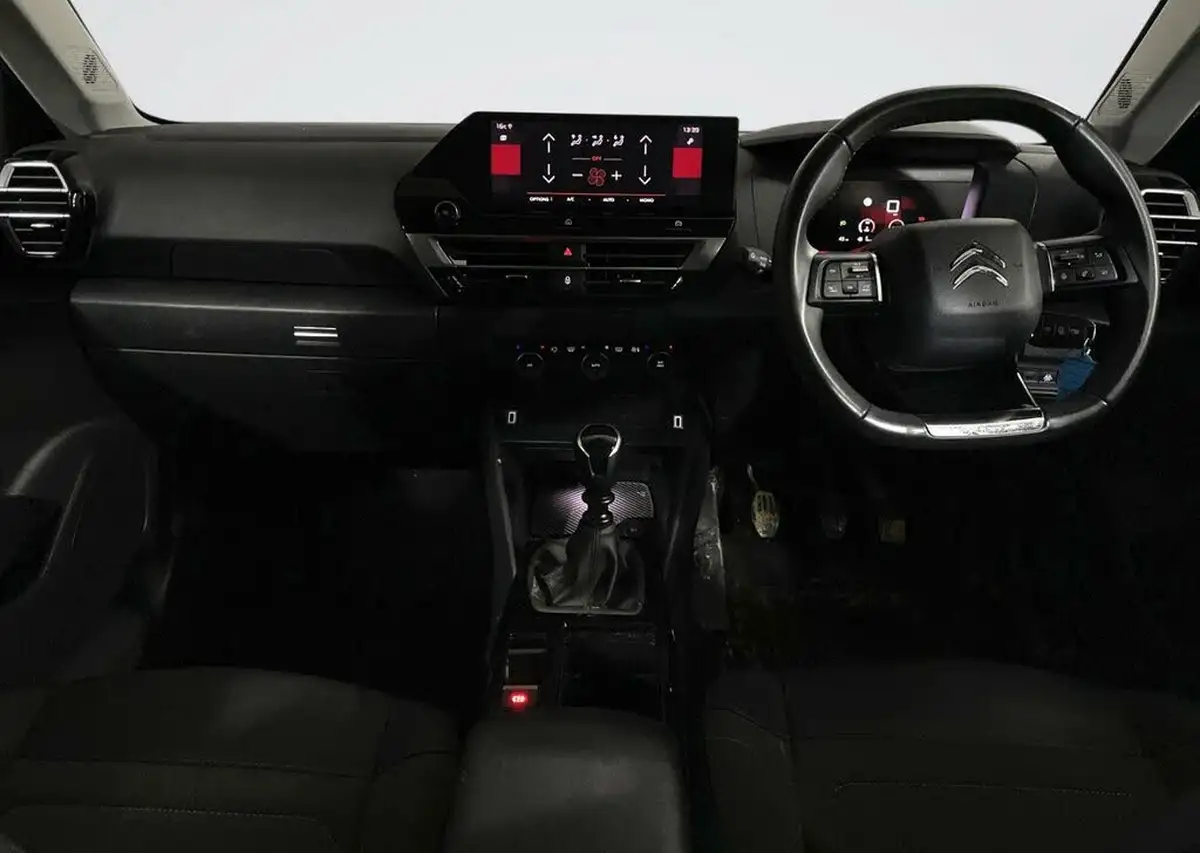2021-citroen-c4-12-puretech-sense-big-2