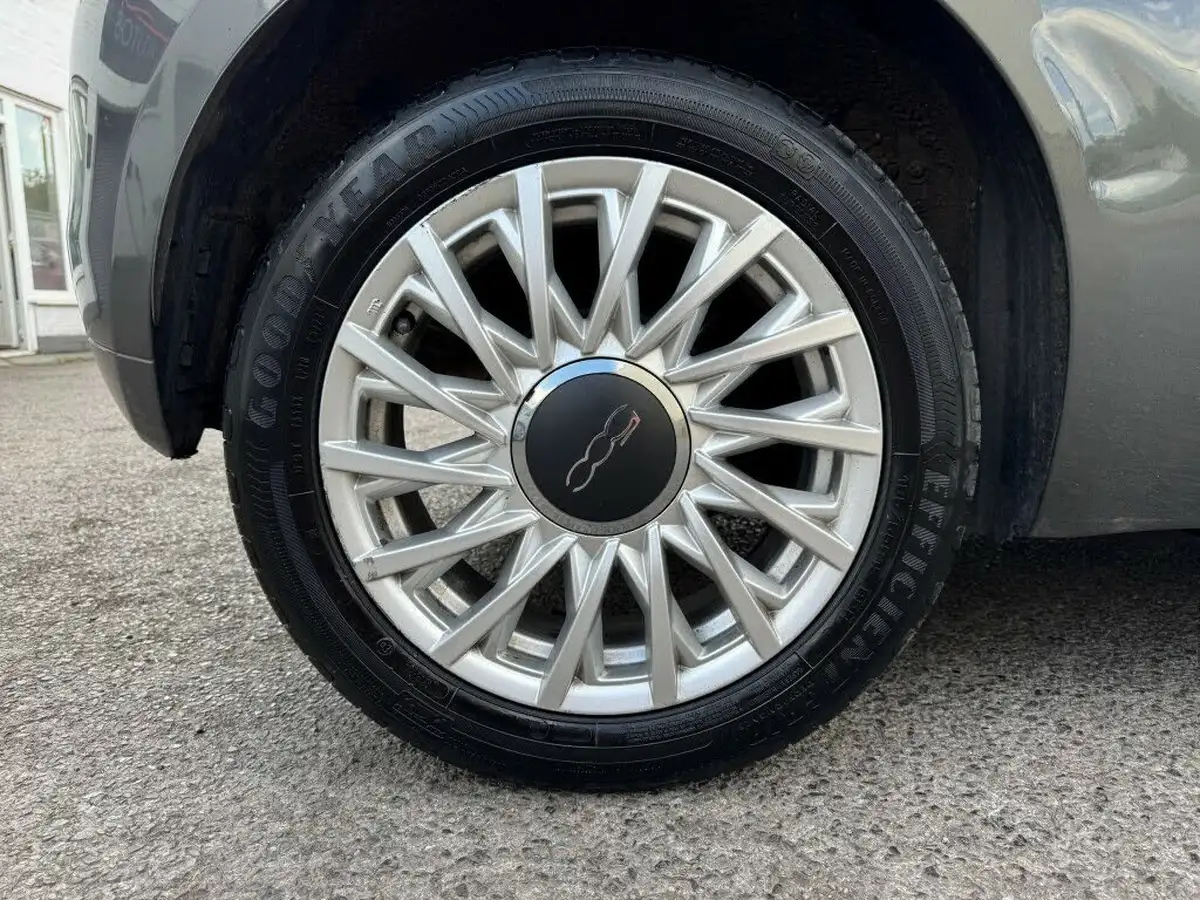 2016-fiat-500-12-lounge-big-11