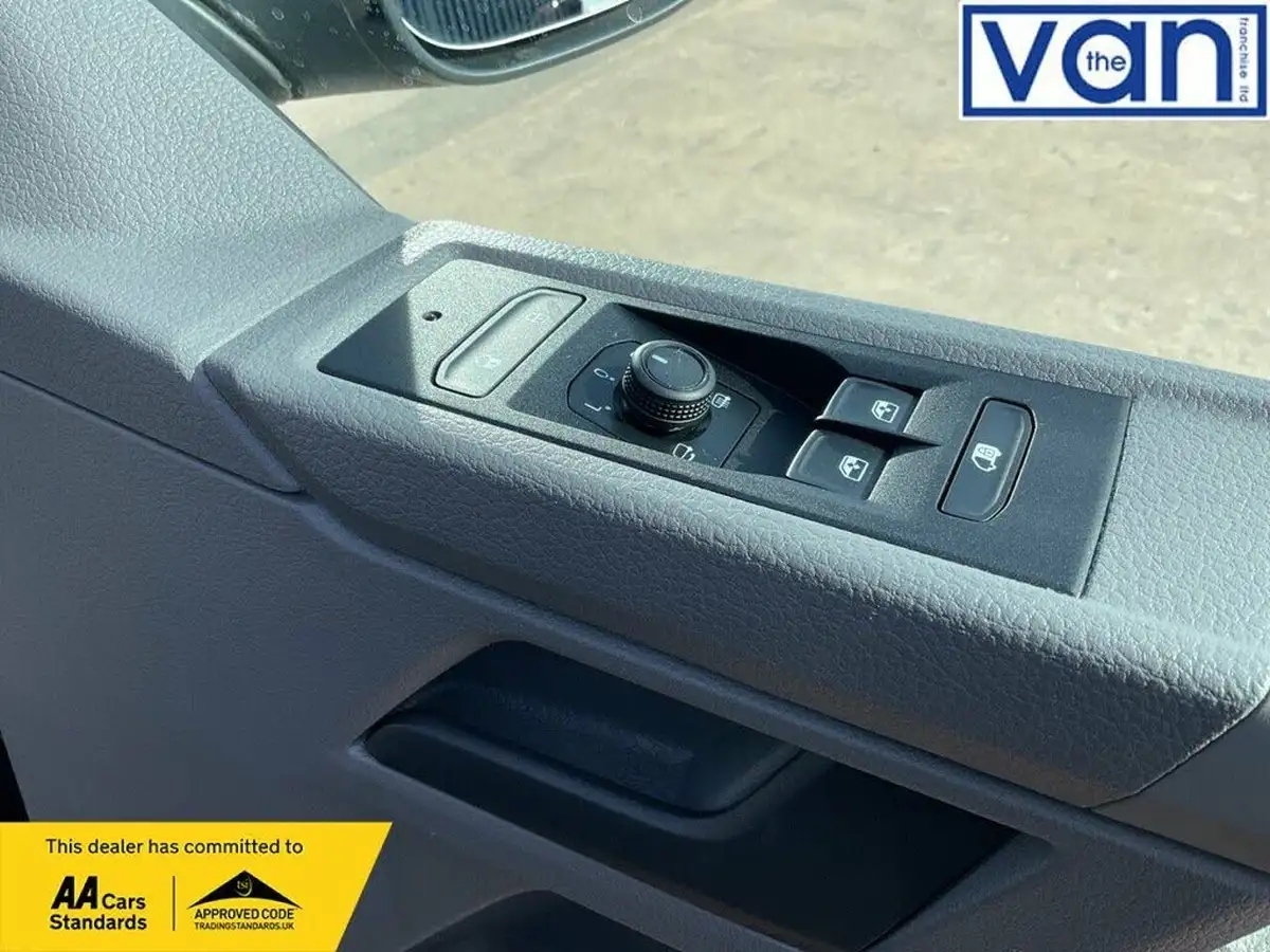 2022-volkswagen-transporter-20tdi-t28-highline-bmt-swb-110pseu6d-big-21