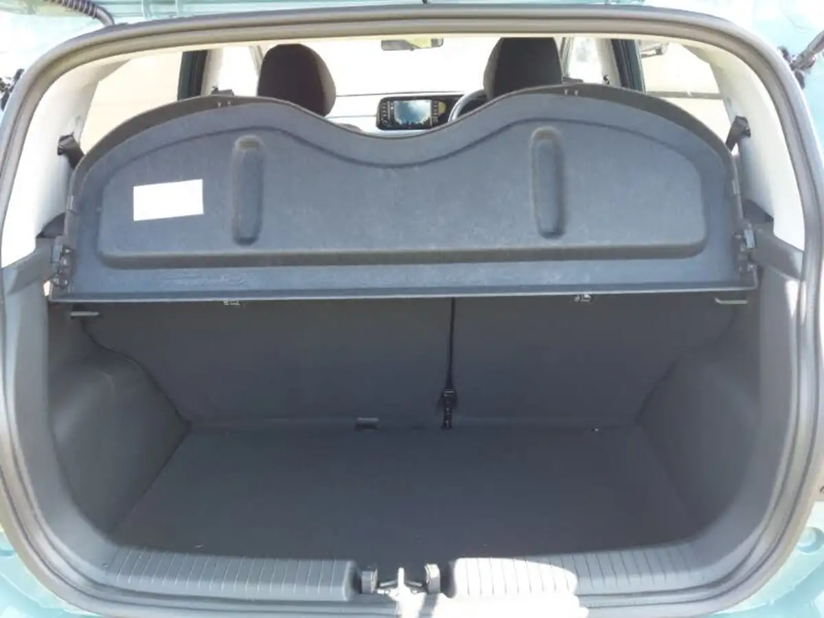 2024-hyundai-i10-12-premium-79ps-auto-big-7