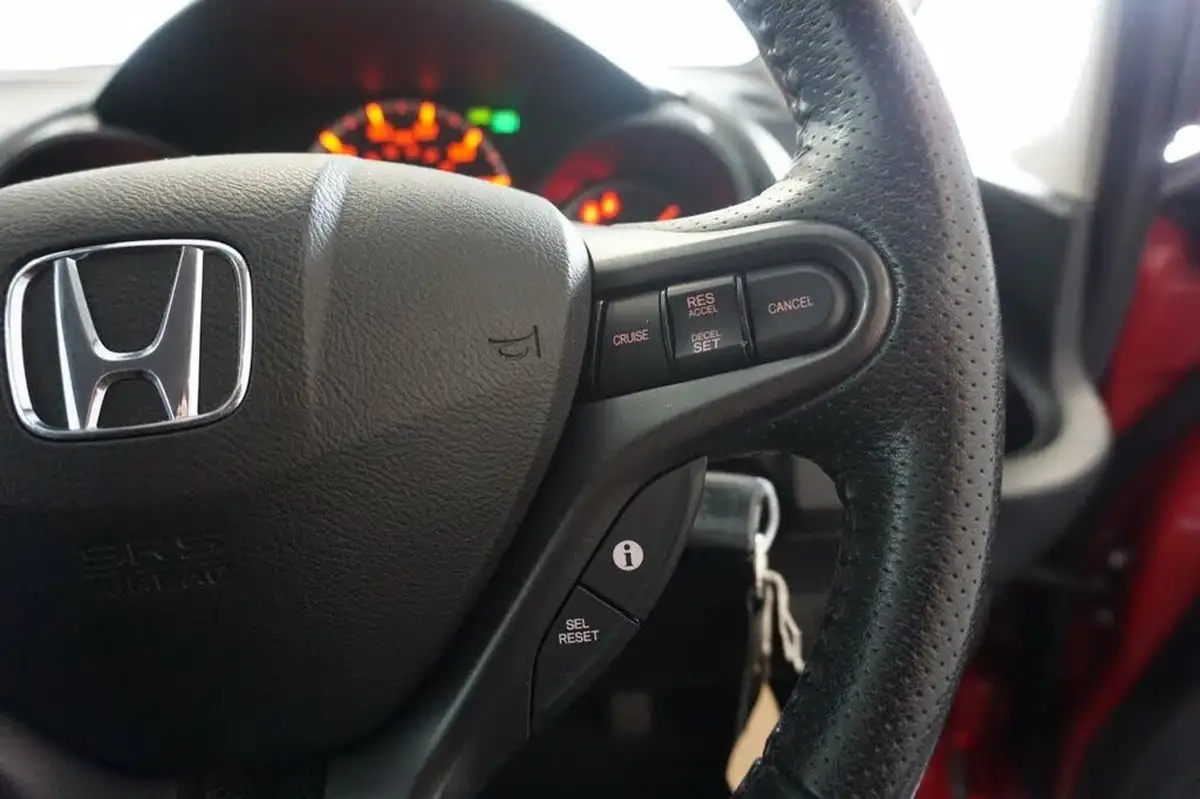 2011-honda-jazz-14-ex-big-26