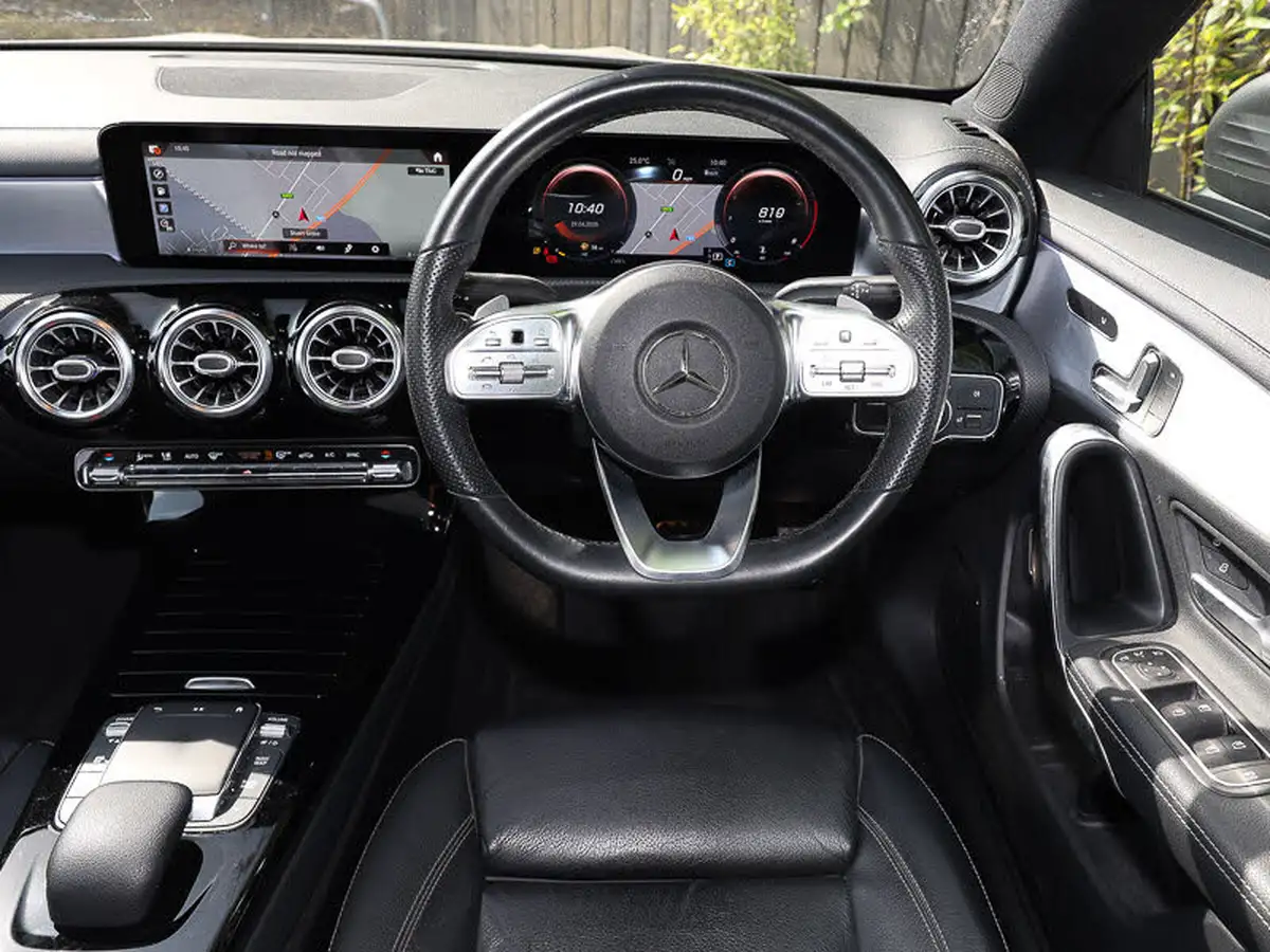 2021-mercedes-benz-cla-13-cla-180-amg-line-premium-plus-coupe-4d-big-6