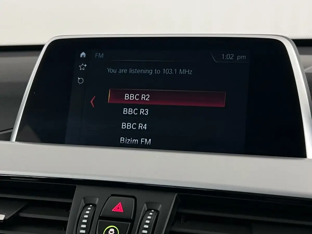 2018-bmw-x1-15-sdrive-18i-se-134bhp-big-25