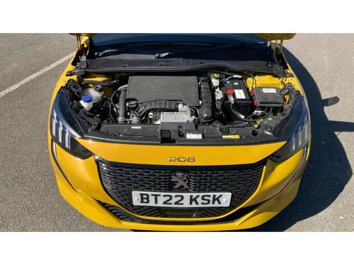 2022-peugeot-208-12-puretech-gt-100bhp-big-7