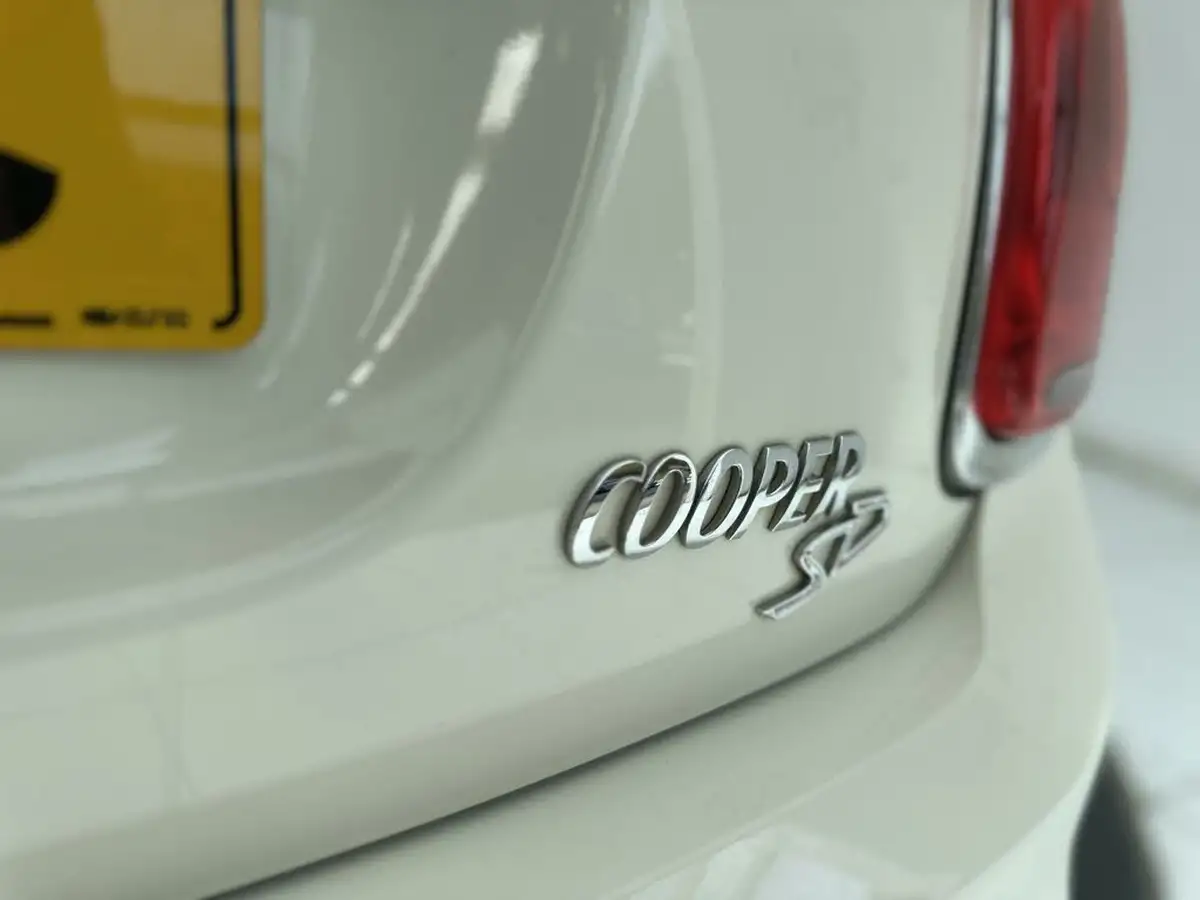 2016-mini-cooper-20td-cooper-sd-170bhp-ss-hatchback-5d-big-46