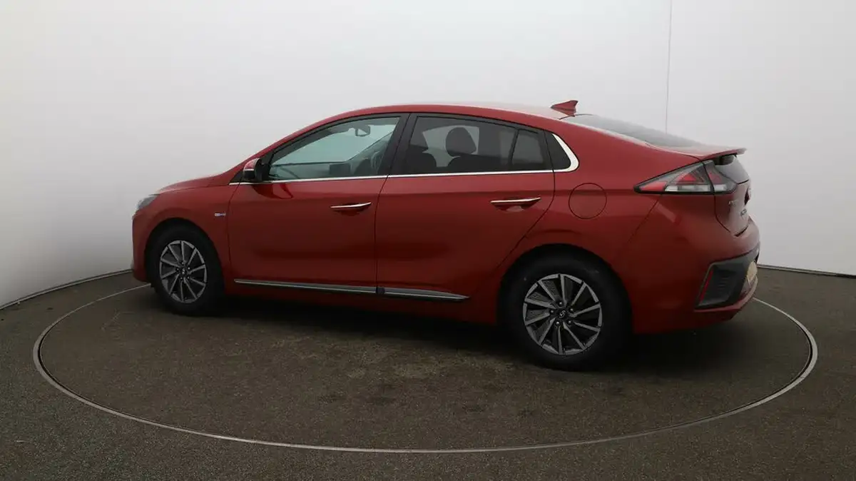 2020-hyundai-ioniq-e-premium-se-electric-100kw-big-40