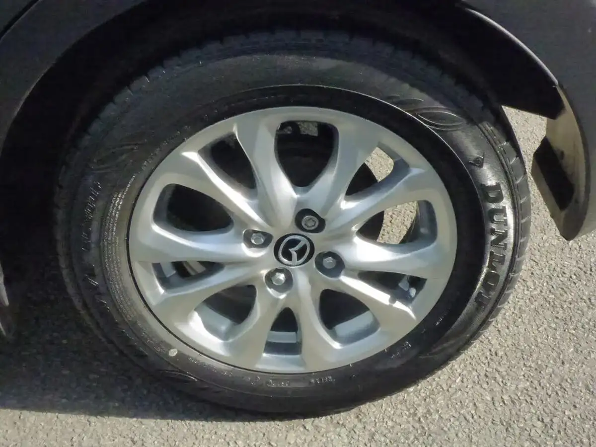2018-mazda-mazda2-15-se-l-nav-big-5