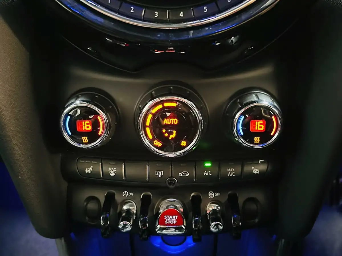 2020-mini-cooper-15-cooper-sport-hatchback-3d-big-43