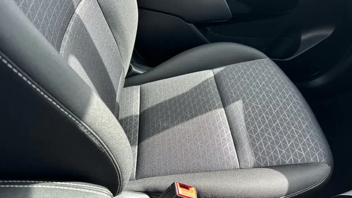 2023-kia-picanto-10-3-big-16