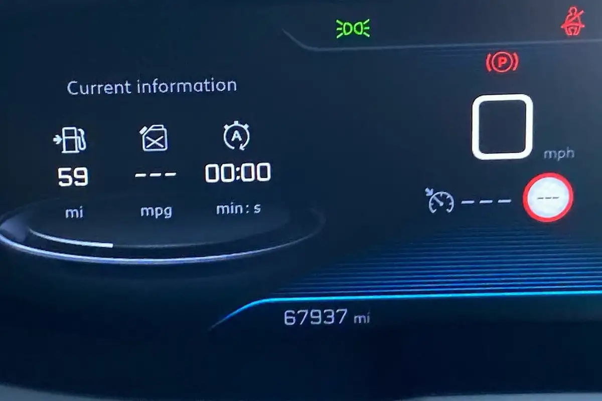 2017-peugeot-3008-suv-16-bluehdi-allure-big-42