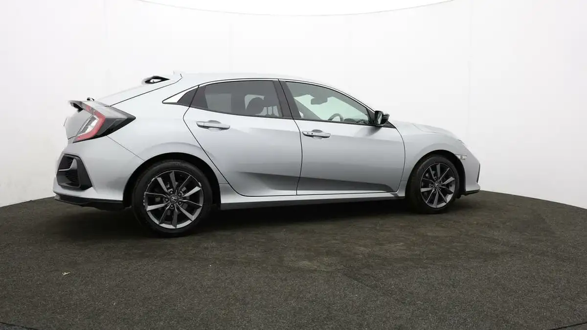 2020-honda-civic-16-i-dtec-ex-ss-hatchback-5d-big-30