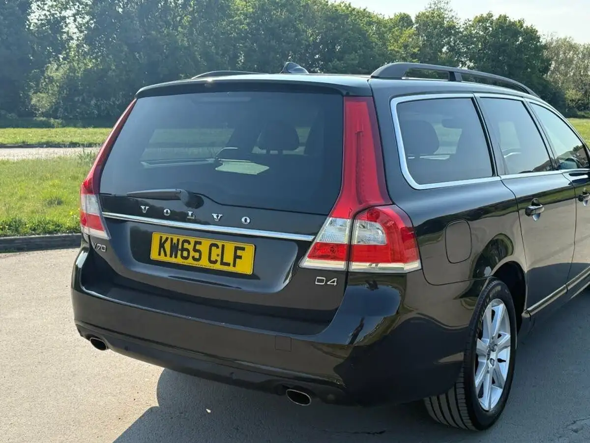 2015-volvo-v70-20td-d4-se-geartronic-big-12