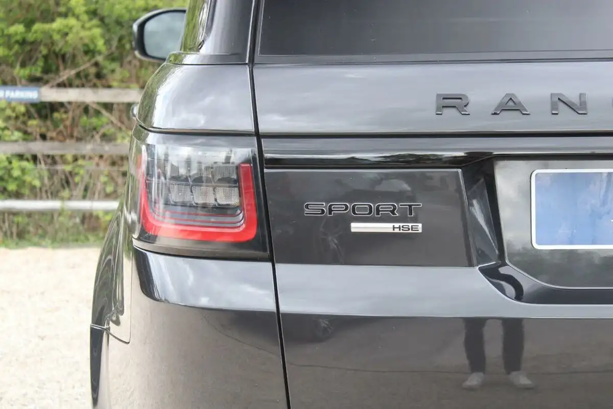 2018-land-rover-range-rover-sport-30-v6-hse-dynamic-big-44