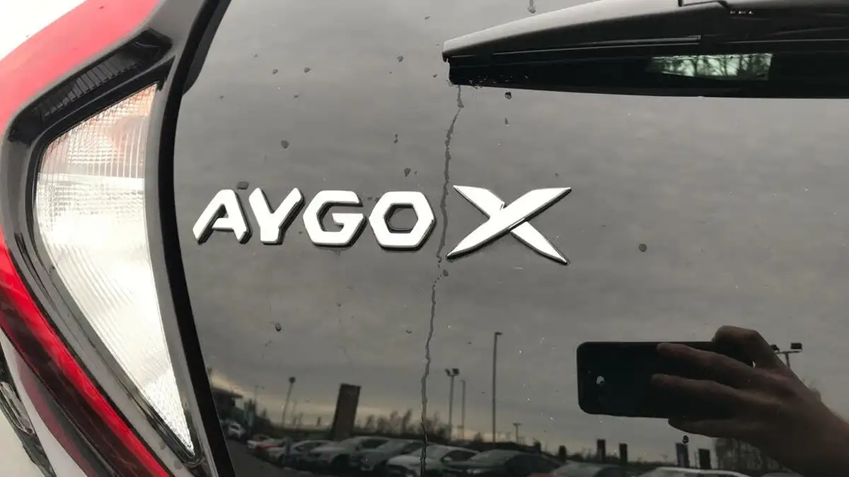 2024-toyota-aygo-x-10-vvt-i-exclusive-big-19