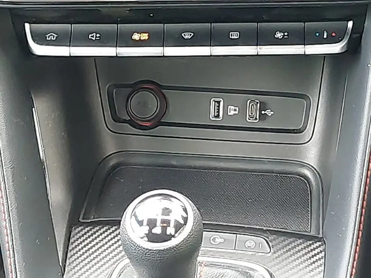 2023-mg-zs-suv-15-vti-tech-exclusive-big-10