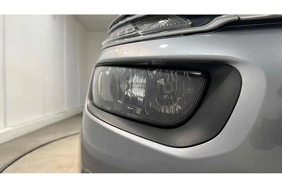 2018-citroen-c4-picasso-12-puretech-feel-big-12