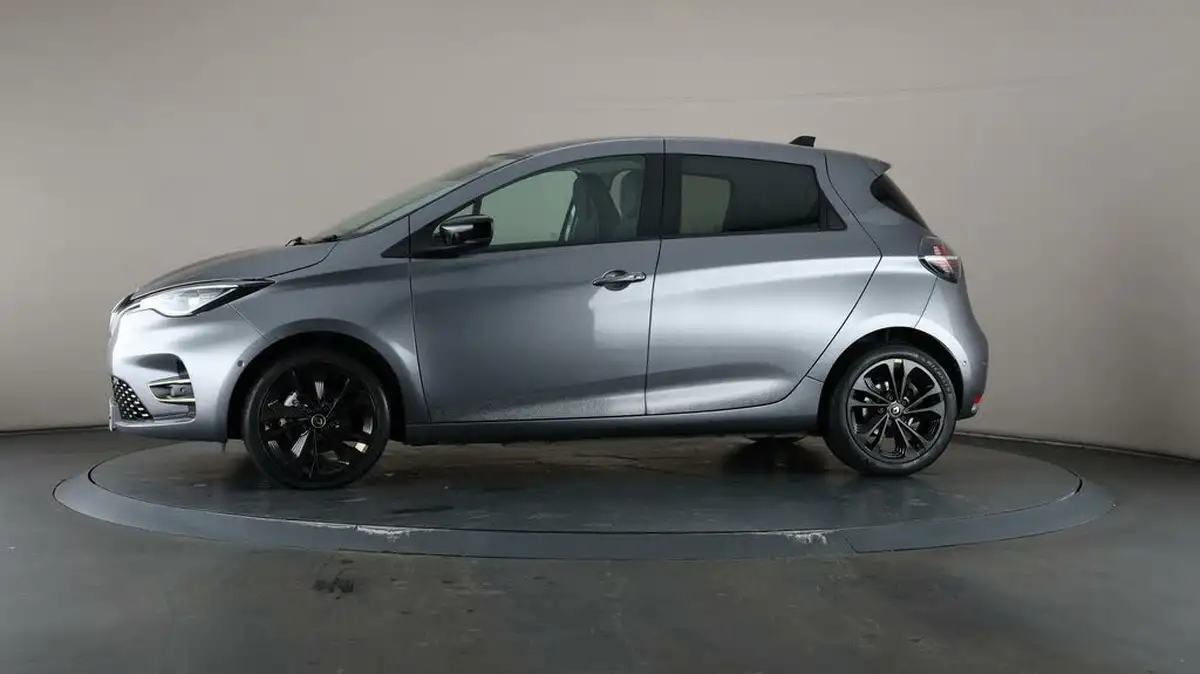 2022-renault-zoe-e-iconic-135ps-r135ze50-boost-charge-big-31
