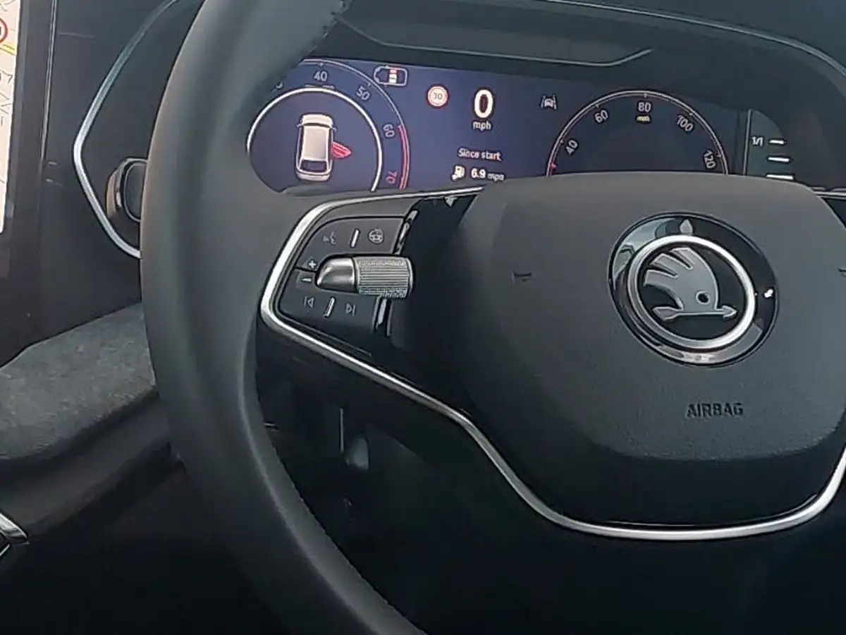 2024-skoda-octavia-15-tsi-e-tec-se-l-estate-big-9