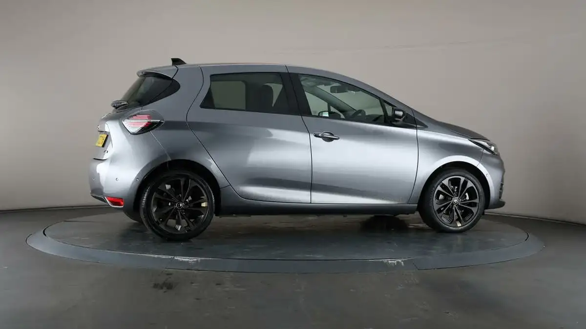 2022-renault-zoe-e-iconic-135ps-r135ze50-boost-charge-big-55