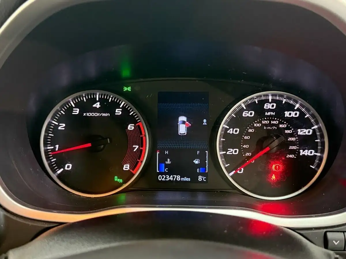 2019-mitsubishi-eclipse-cross-15-black-big-43