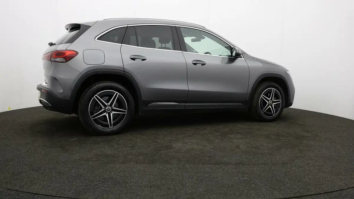 2022-mercedes-benz-eqa-e-eqa-250-amg-line-big-27