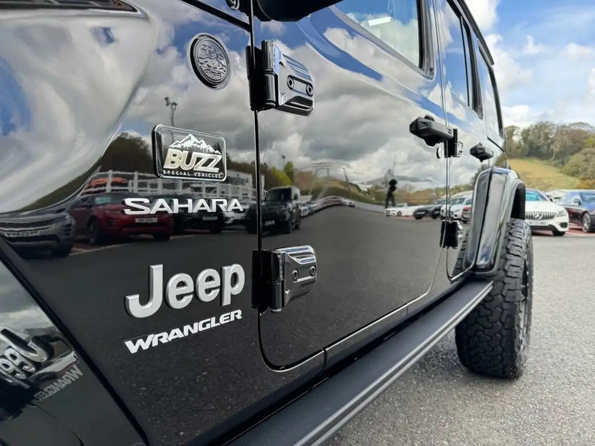 2025-jeep-wrangler-big-25