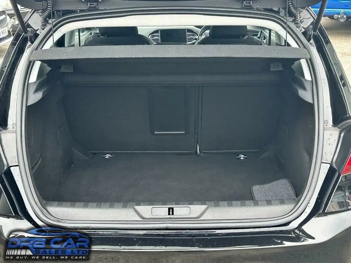 2021-peugeot-308-15-bluehdi-allure-big-11