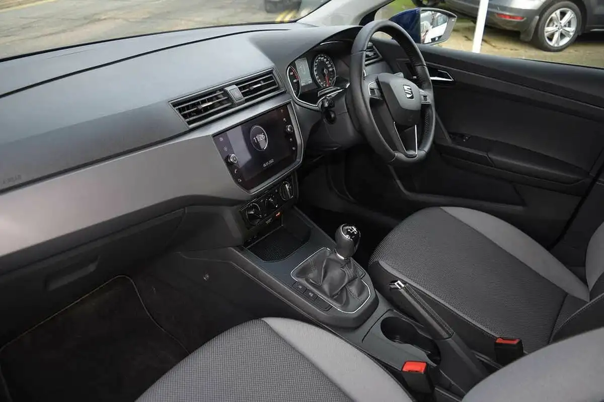 2018-seat-ibiza-10-tsi-se-technology-big-1