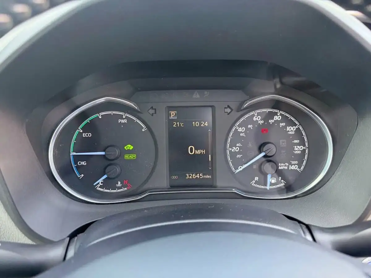 2018-toyota-yaris-15-vvt-i-icon-tech-hybrid-big-26