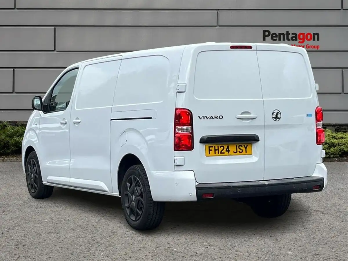 2024-vauxhall-vivaro-20td-xl-pro-big-1