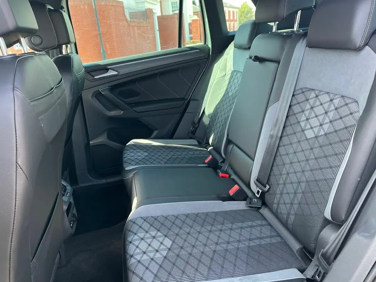 2021-volkswagen-tiguan-20tdi-r-line-150ps-big-17