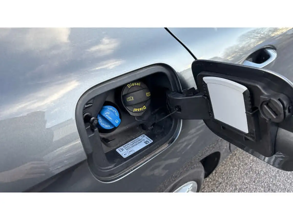 2024-skoda-superb-20tdi-laurin-klement-193ps-4x4-hatchback-big-25