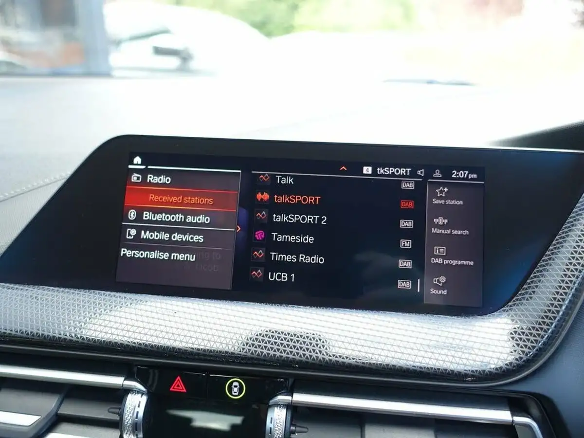 2021-bmw-1-series-15td-116d-sport-lcp-big-19