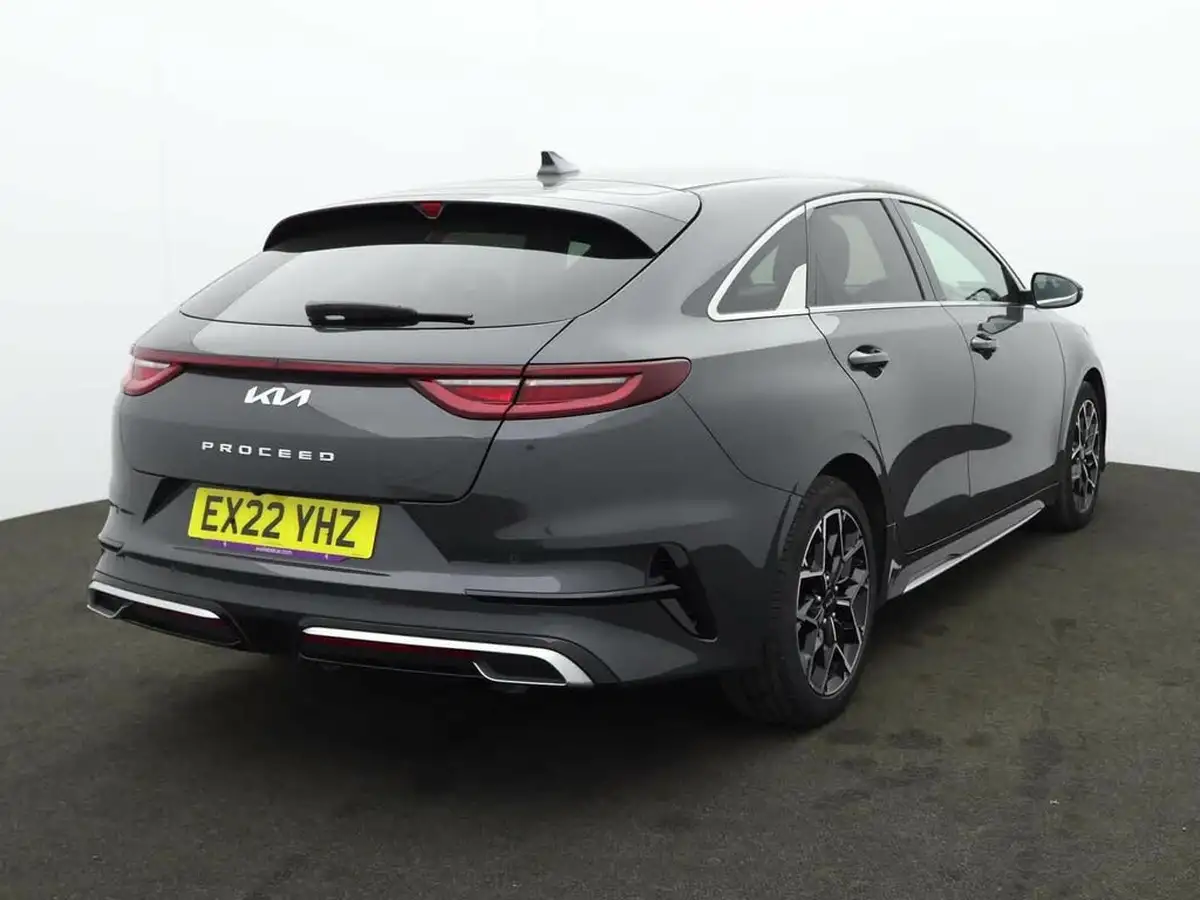 2022-kia-pro-ceed-15-t-gdi-gt-line-big-4