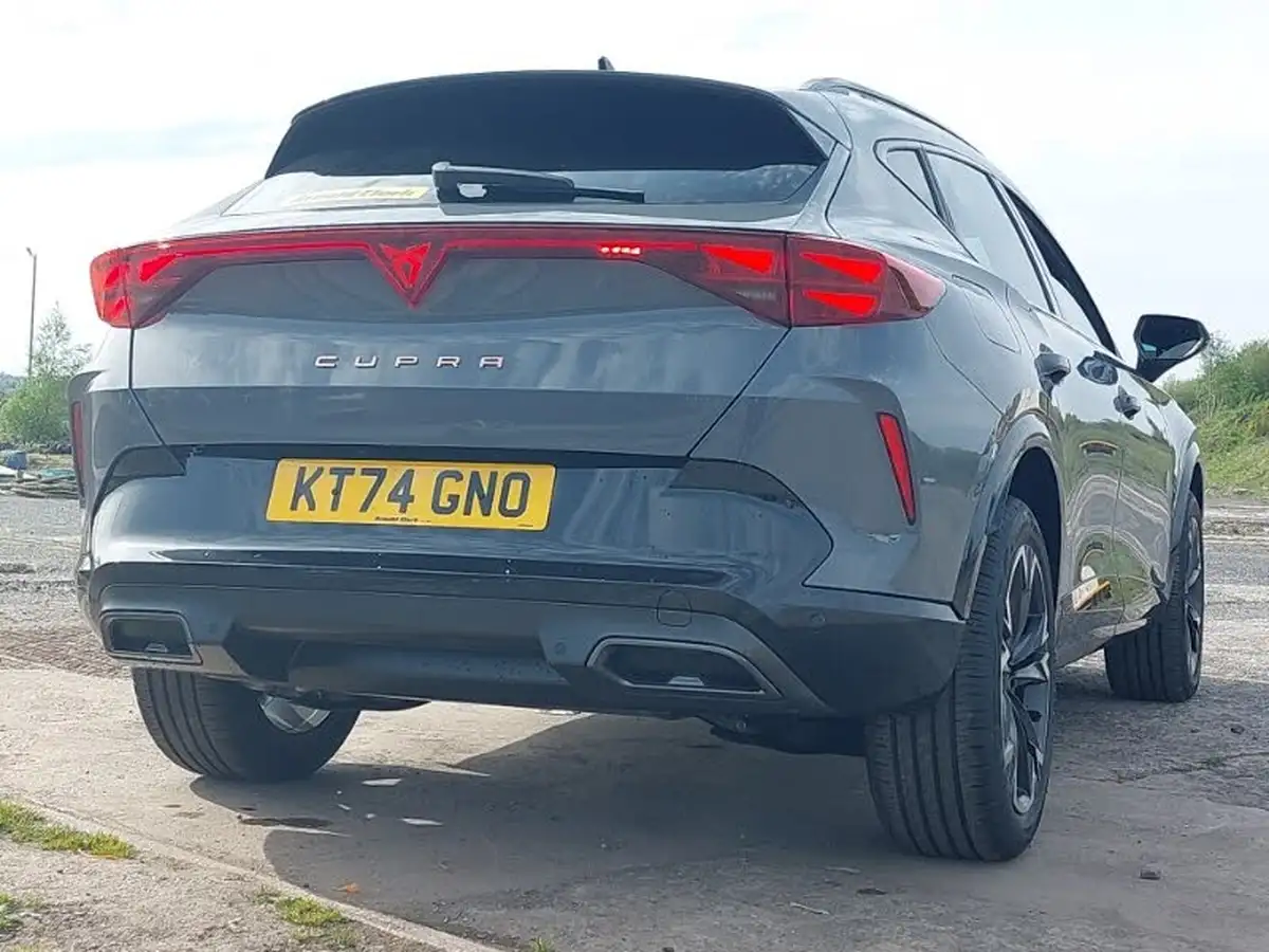 2024-cupra-formentor-15-etsi-v1-big-17