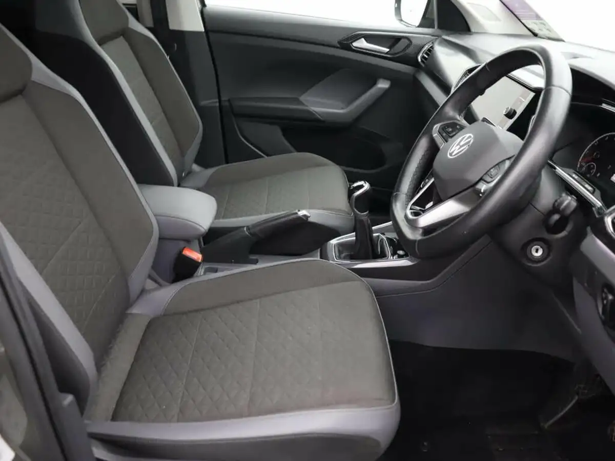 2020-volkswagen-t-cross-10-tsi-sel-110ps-dsg-big-12