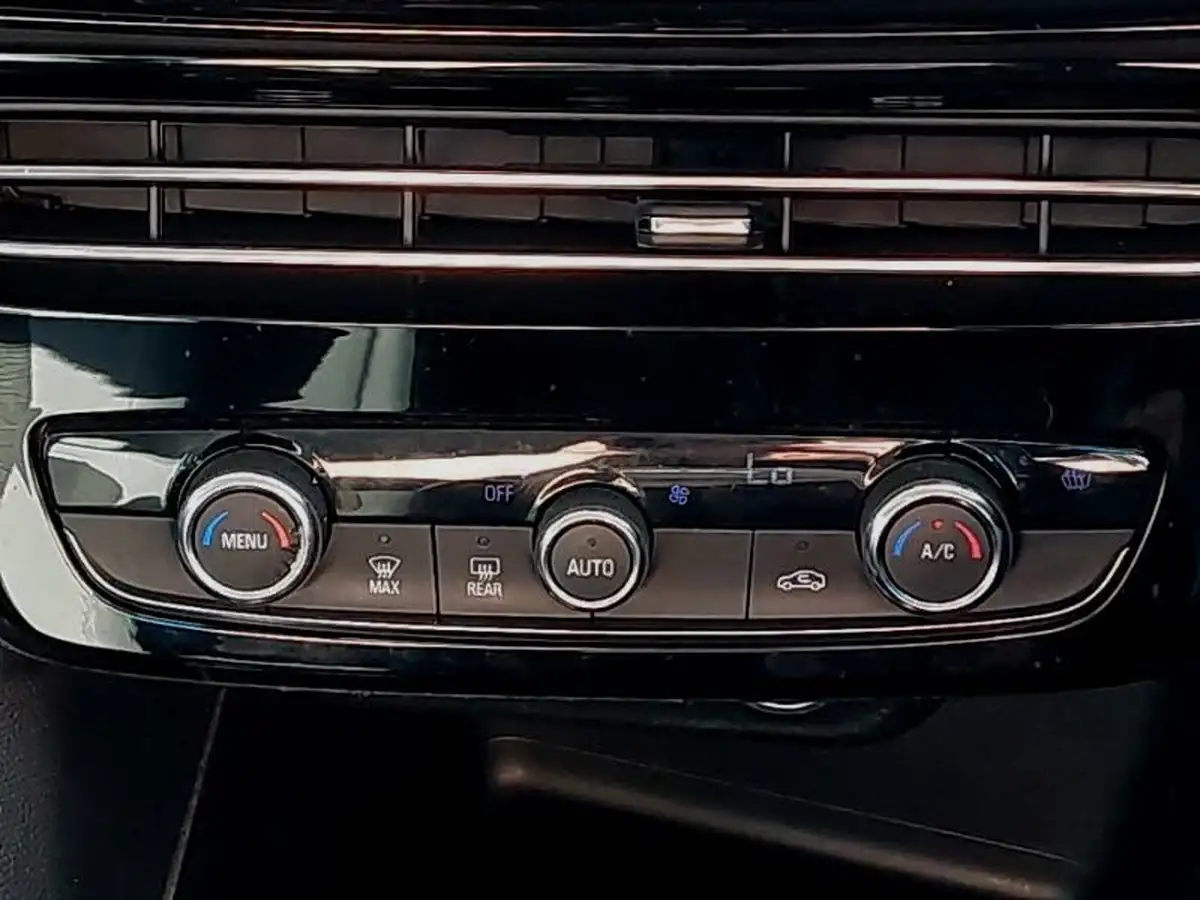 2022-vauxhall-mokka-12-elite-edition-100ps-big-11