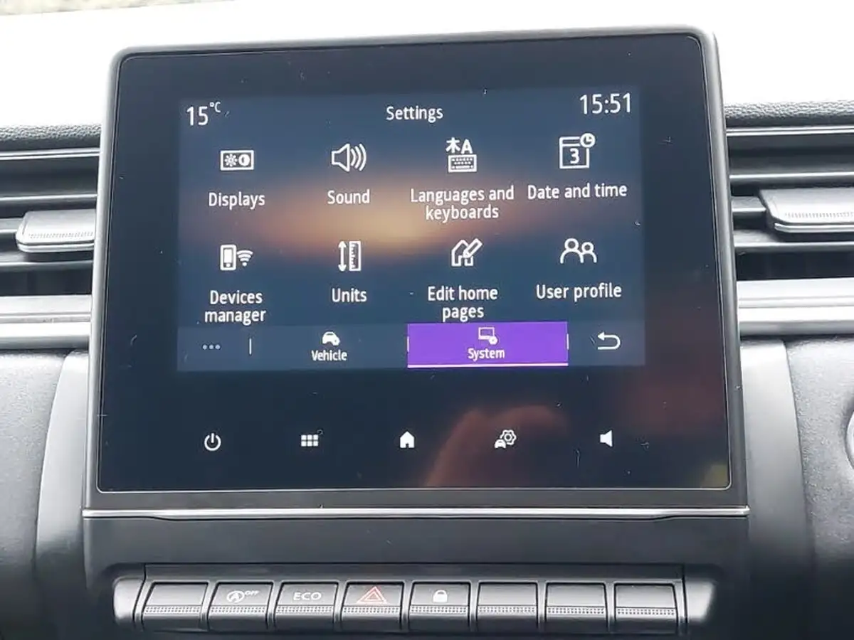 2022-renault-captur-13-tce-iconic-edition-edc-auto-big-13