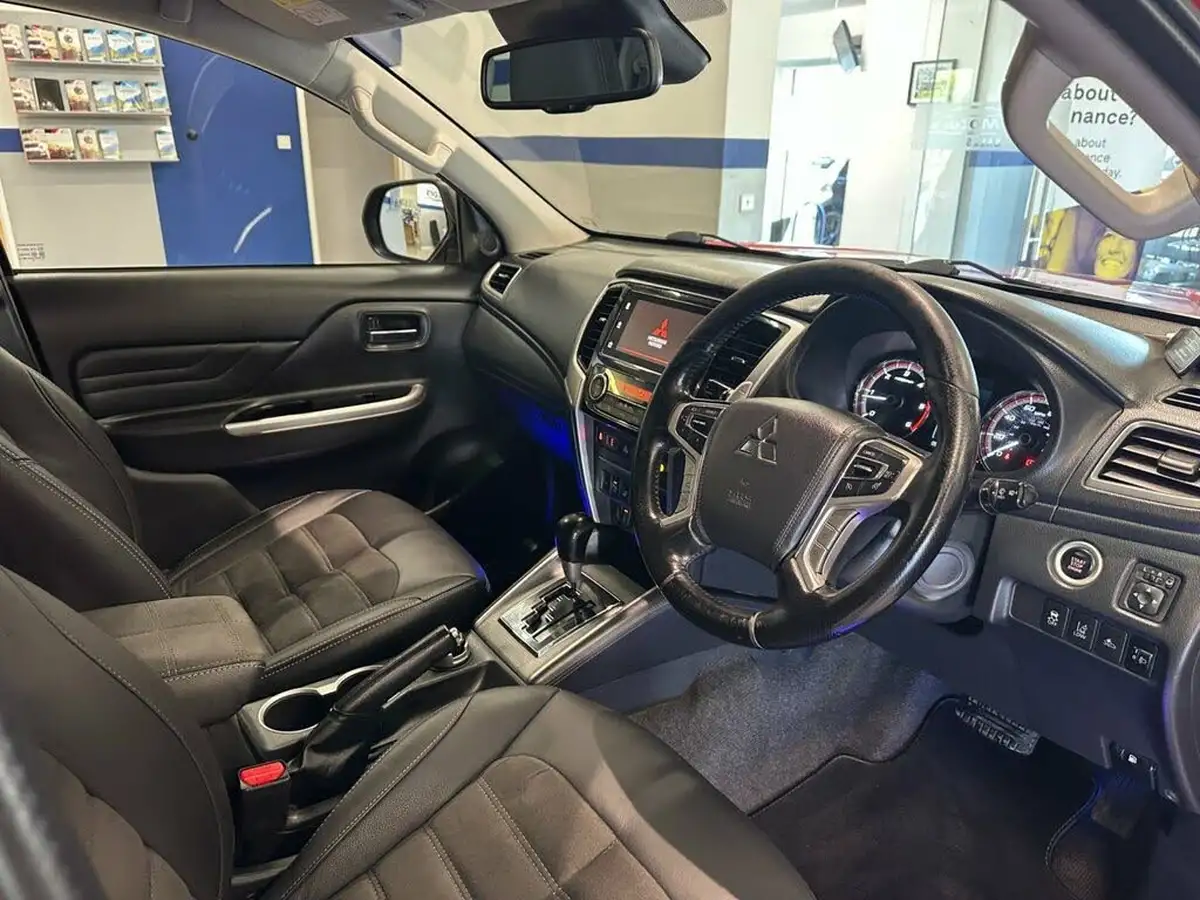 2021-mitsubishi-l200-22di-d-barbarian-x-big-8