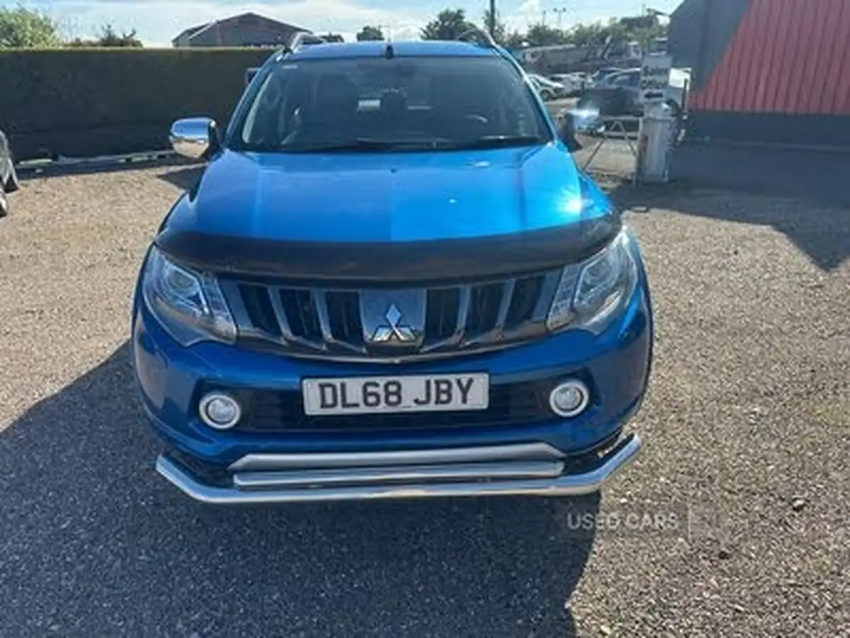 2019-mitsubishi-l200-24di-d-warrior-eu6b-big-10