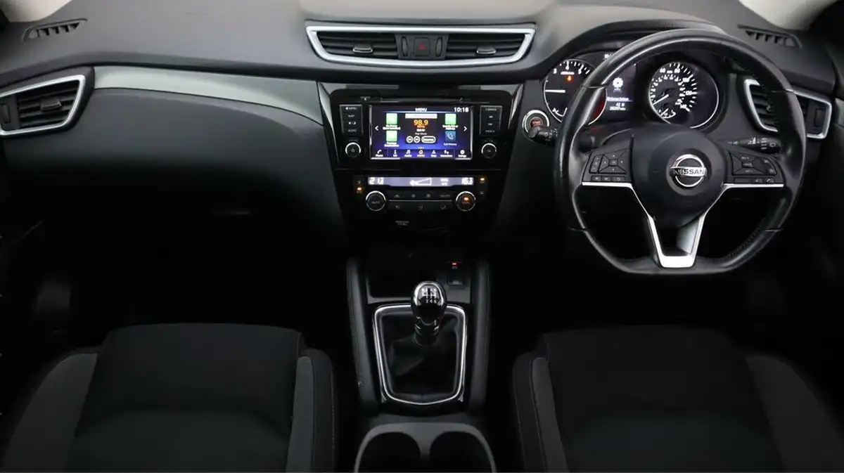 2019-nissan-qashqai-13-dig-t-n-connecta-140ps-big-13