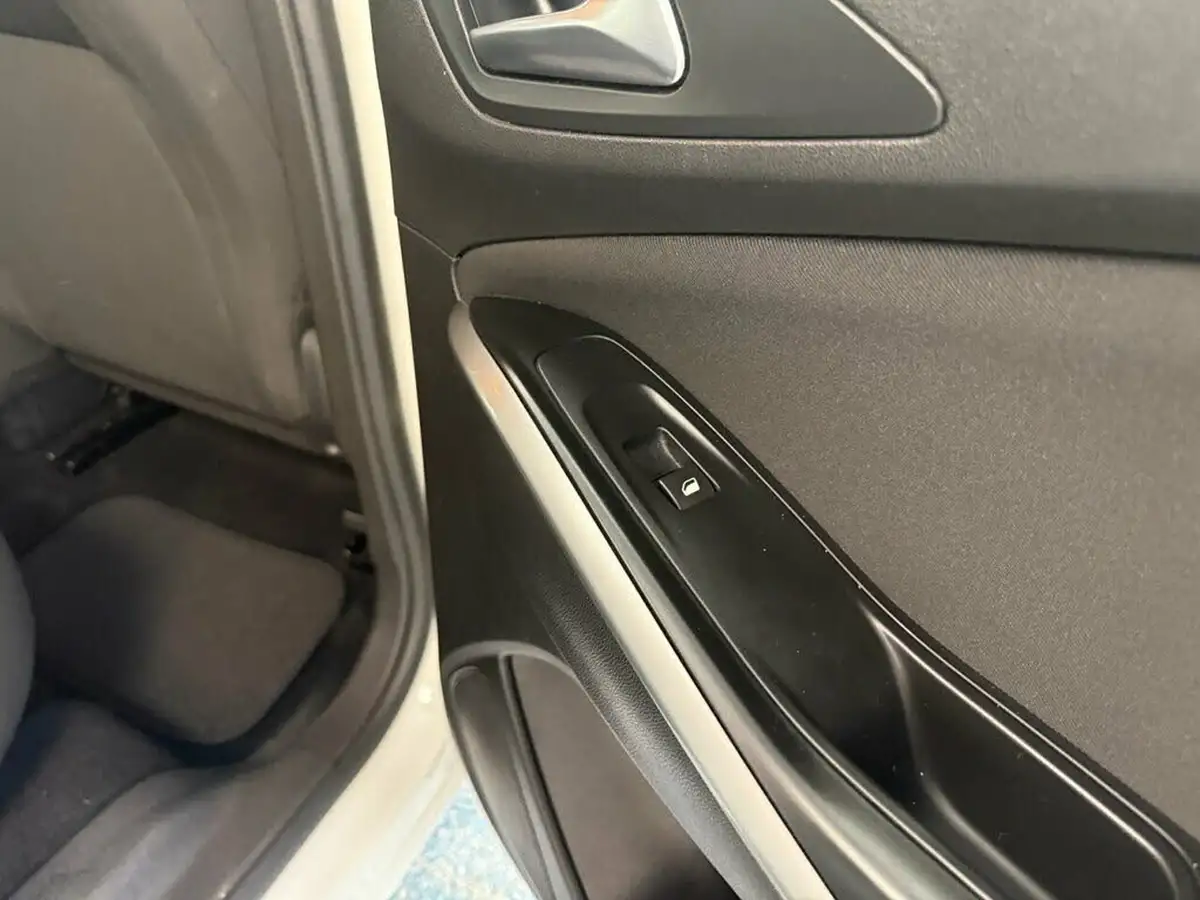 2018-vauxhall-grandland-x-12-se-130ps-big-5