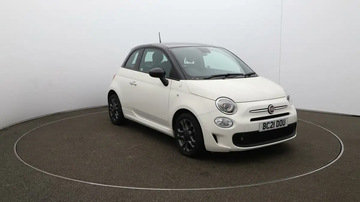 2021-fiat-500-10-hey-google-big-33