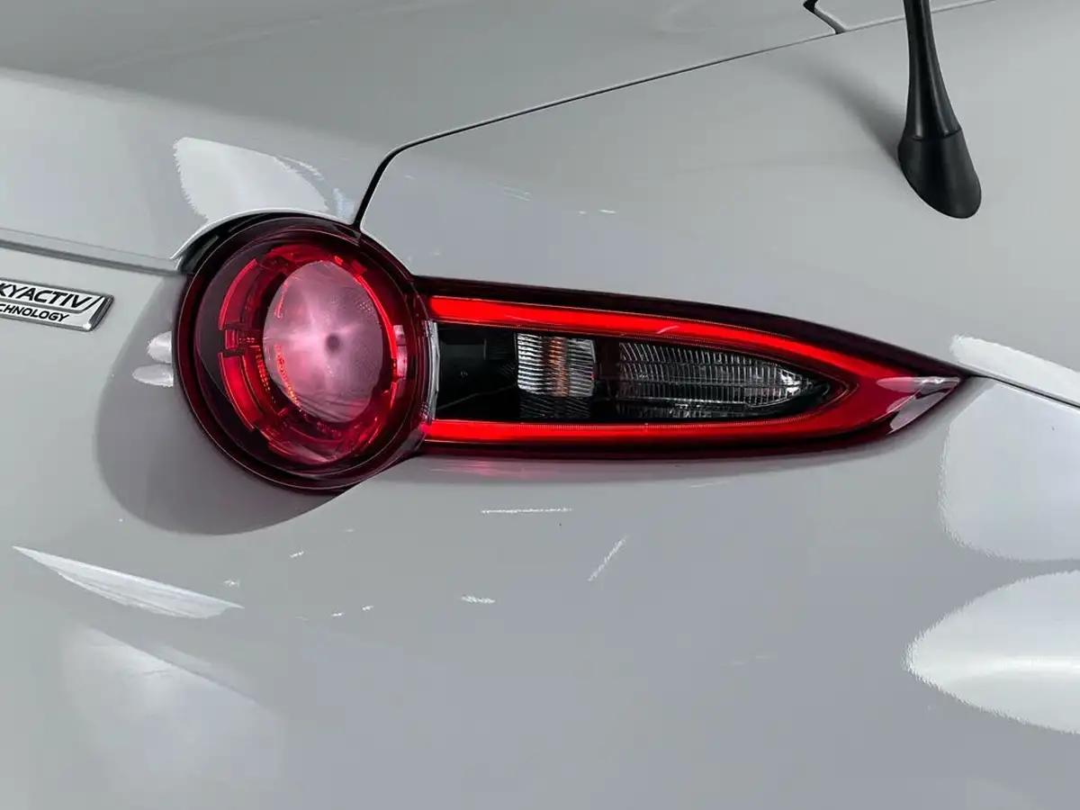 2018-mazda-mx-5-15-se-l-rf-big-12