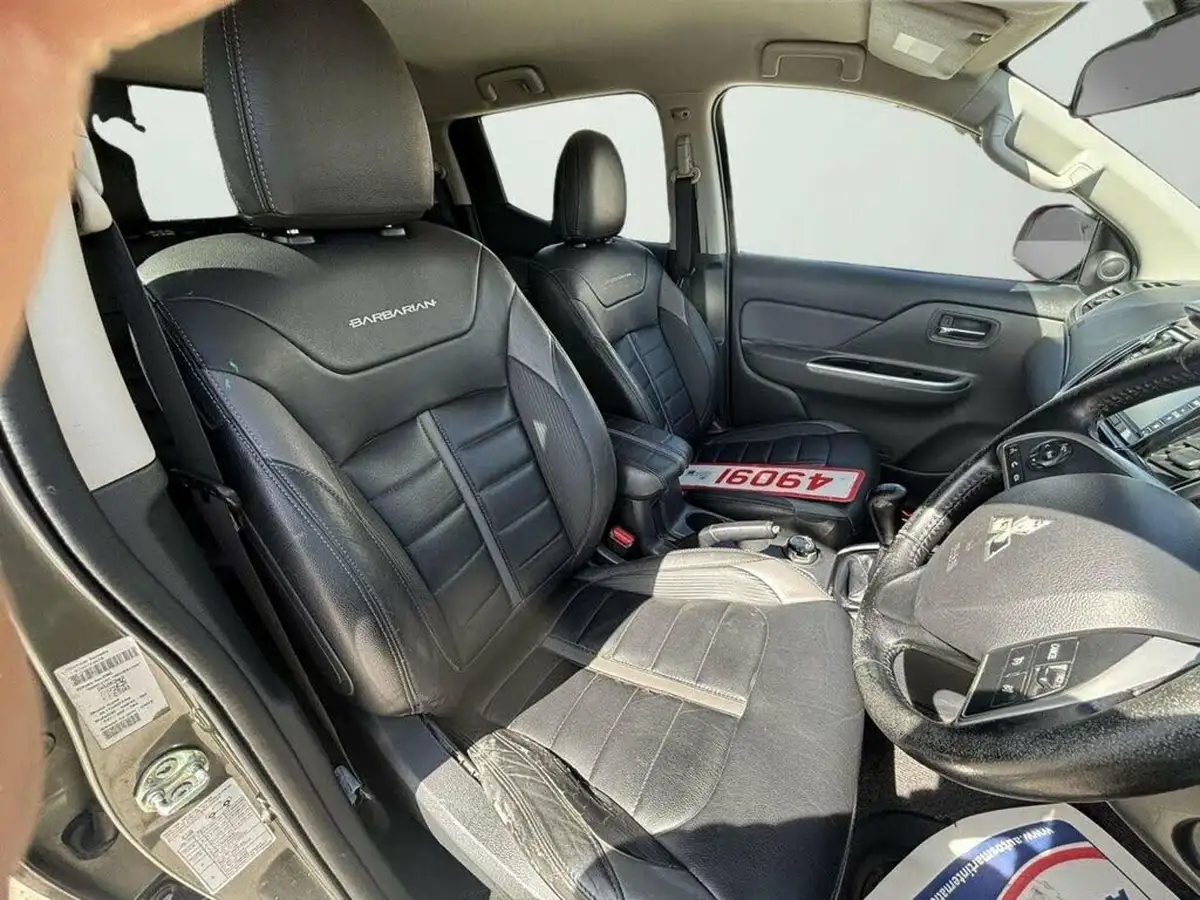 2016-mitsubishi-l200-24di-d-barbarian-big-11