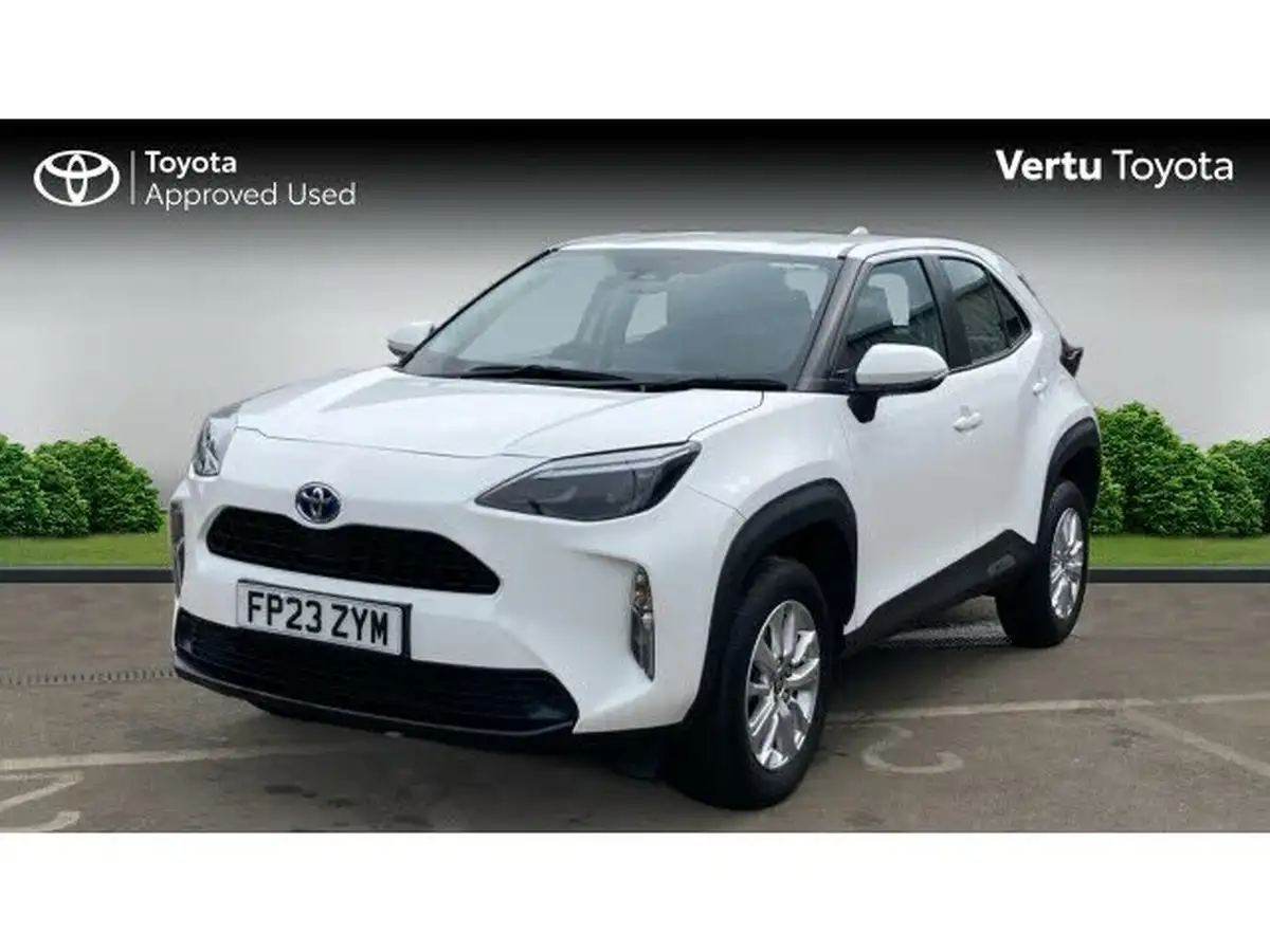 2023-toyota-yaris-cross-15-vvt-i-icon-big-2