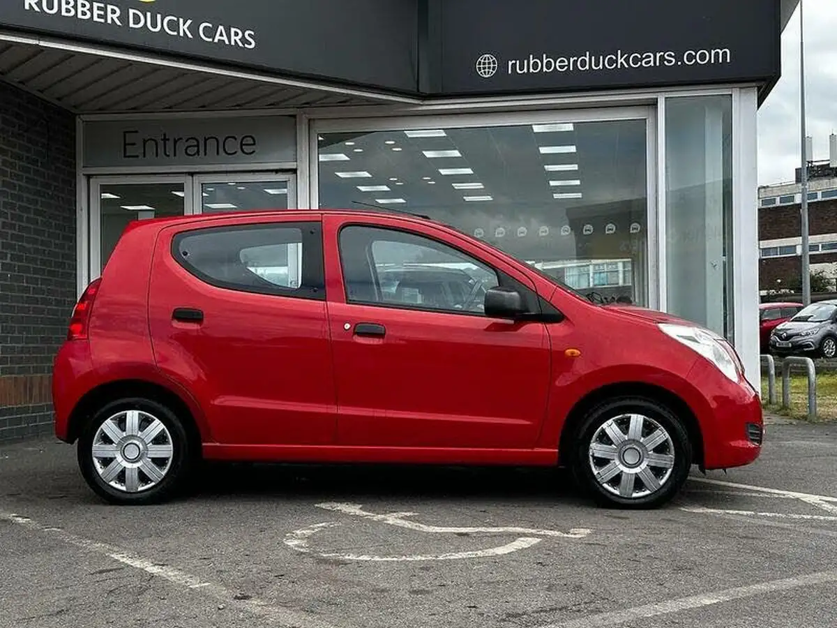 2014-suzuki-alto-10-sz3-big-3
