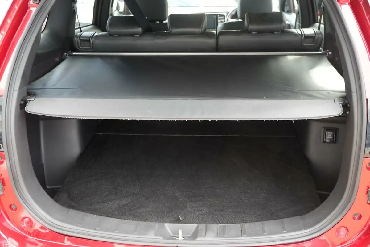 2021-mitsubishi-outlander-24-dynamic-phev-big-45