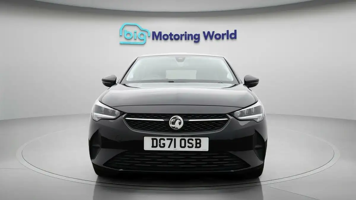 2021-vauxhall-corsa-12i-griffin-edition-big-1