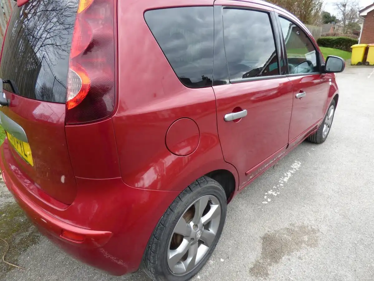 2011-nissan-note-16-n-tec-auto-big-38